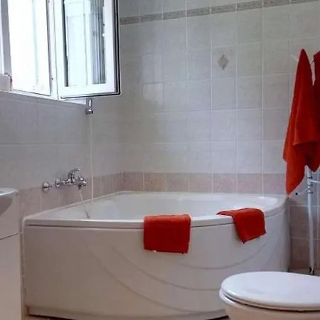 아파트 By The Sea Cizici, Krk - 22430 *